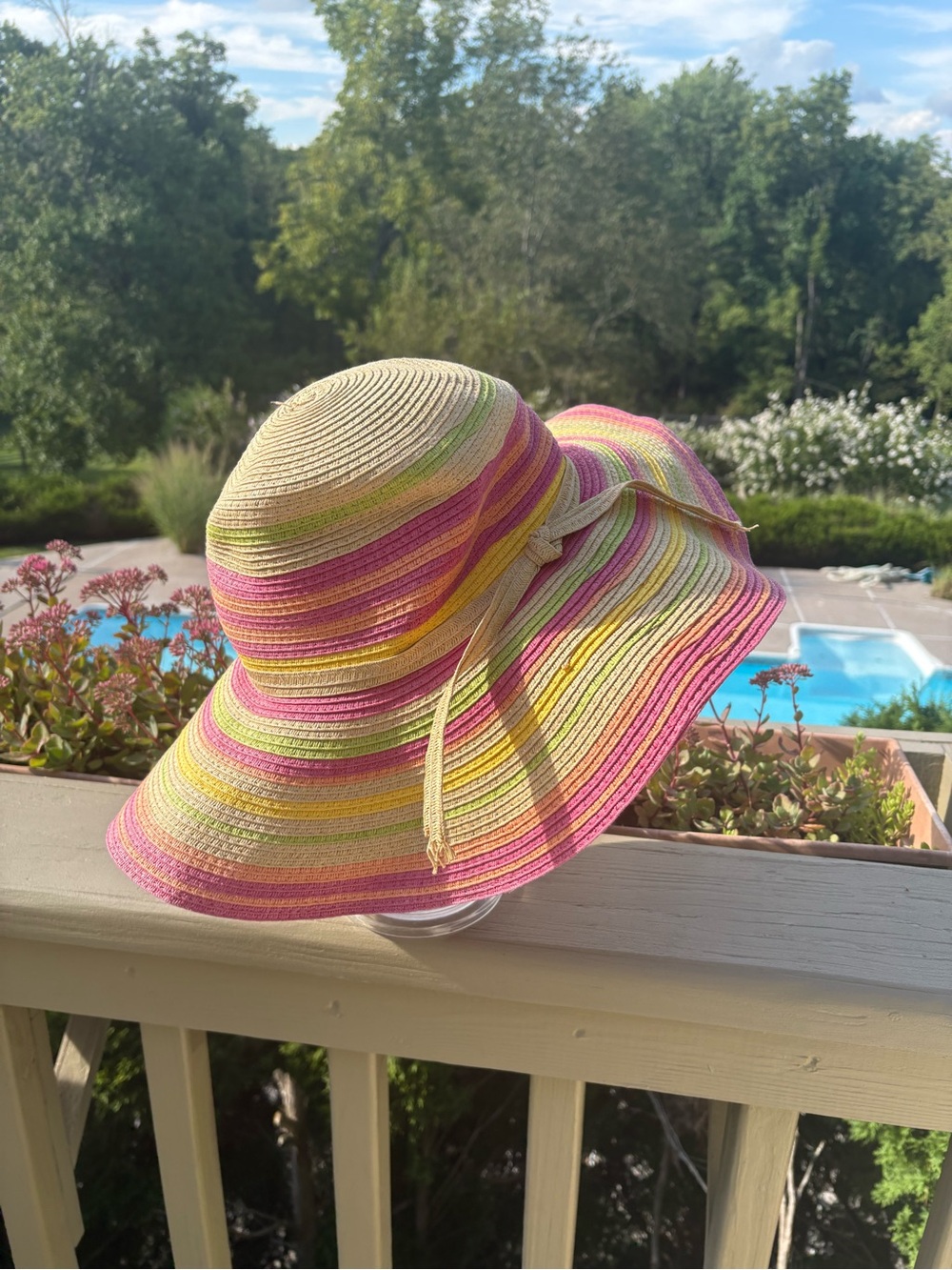 NWOT PANAMA JACK Pink, Yellow & Green Striped 5” Wide-Brim Sun Hat, Side: S/M